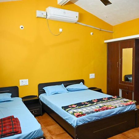 Hotel The Shadaxari Nilaya à Gokarna  Extérieur photo